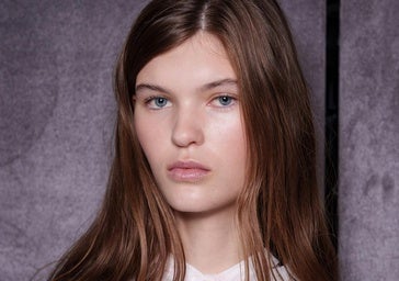 Belleza silenciosa: la tendencia que embellece tu piel, tu cuerpo y tu cabello sin artificios